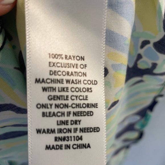 Crown & Ivy Print Dress - Picture 4 of 5